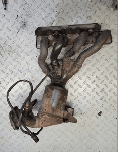 KATALIZATOR KOLEKTOR WYDECHOWY 2,0 benzyna 7563672 BMW 118i E87 E81 E88 E90 139tyś km 2