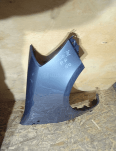 Błotnik prawy przedni renault clio iii 185 1