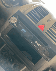 XTRONS radio CD  DVD mp3 DAB Bluetooth 2
