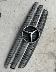 Mercedes ML 163  maska srebrna 744 pokrywa silnika grill zamek 5