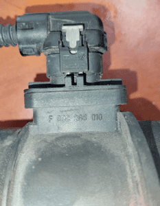 Przepływomierz powietrza vw seat skoda audi 2.0 tdi 03L906461A 5