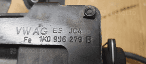 Zawór elektromagnetyczny podciśnienia VW Golf V Plus 1.9 TDI 03G131051AE 6Q0906625 5