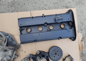 Ford Fiesta 1.25 16V Mk7 08-17 Dekiel pokrywa wał 2