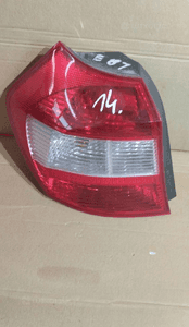 Lampa lewa tył tylna bmw E81 E87 przed lift 2