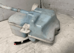ZBIORNIK SPRYSKIWACZY VOLVO V40 II 2.0 D3 13R 31391616 4