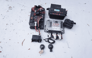 KOMPUTER STEROWNIK SILNIKA 8625068-01 MINI R56 1.6 VTI 1