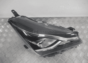 Lampa przód przednia prawa toyota yaris iii 3 lift soczewka led 2017-2020 11