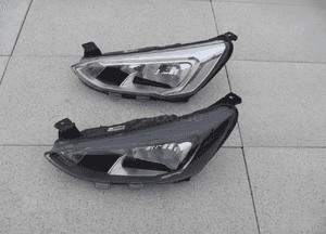 Ford focus MK4 zderzak przedni atrapa kratka 7