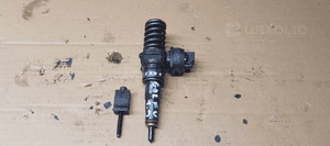 Pompowtryskiwacz wtryskiwacz wtrysk VW Golf V Plus 1.9 TDI 1