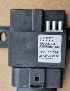 Audi A4 B8 A6 C6 2.0 1.8 TFSI moduł sterownik pompy paliwa 8K0906093D 4F0906093L 2
