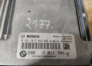 STEROWNIK SILNIKA KOMPUTER BMW E81 E87 E90 E91 2.0D 7811701 0281015042 3