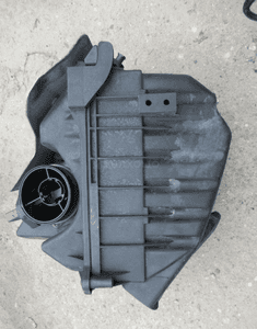 Obudowa filtra powietrza audi A4 B7 2.0 tdi 140 km 2004-2008 3