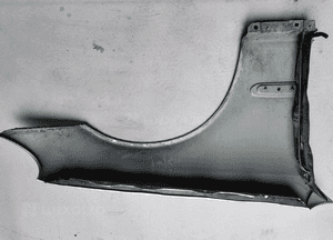 BŁOTNIK PRZEDNI LEWY MERCEDES W203 ELEGANCE 2