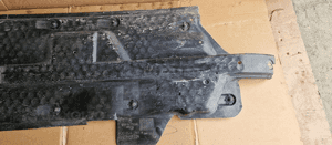 Osłona podwozia płyta prawa VW FOX 6Q0825202K 3