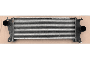 Intercooler chłodnica powietrza Land Rover Defender Puma Td4 2007--> 1
