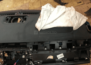Kokpit deska rozdzielcza Range Rover Evoque 3