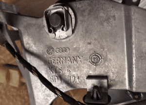 Audi A4 B5  pedal sprzęgła hamulca 8D1721 2