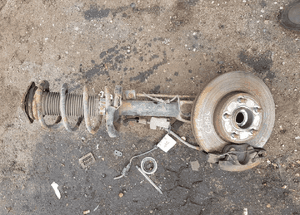 macpherson prawy lewy c max 1.6 hdi 1