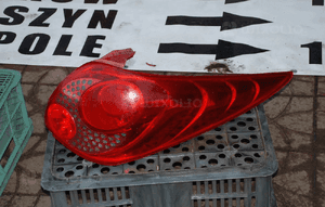 peugeot 207sw lampa prawa WYSYŁKA 2