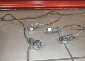 BMW 3 F30 WIĄZKA PDC PRZÓD 4X CZUJNIK PARKTRONIK SPRAWNE SREBRNE ORYGINAŁ 1