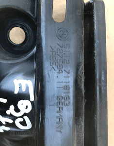 Ślizg pod lampę lewy tył Bmw 3 E90 7118193 2