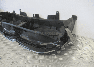 Grill gril atrapa wlot nerki bmw 1 F40 2019- 18