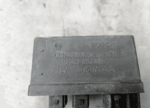 Przekaźnik świec Peugeot Ciroen Fiat 0281003018 3