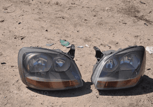 almera tina lampa lewa WYSYŁKA 2