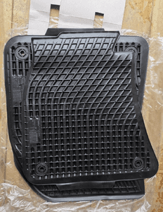 Dywaniki gumowe Audi A8 4H2061501A przód RL 7