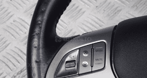Kierownica hyundai IX35  96700-2S300 5