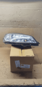 Lampa prawy przód przednia prawa Opel Astra G TYC Nowa 1