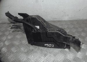 SKRZYNKA BEZPIECZNIKÓW 2.2 TDCI FORD GALAXY MK3 2