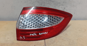 FORD MONDEO MK4 KOMBI lampa tył tylna prawa 1