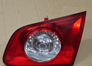 VW Passat B6 kombi lampa tył tylna prawa lewa  w klapę  3C9945093  3C9945094 1
