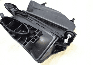 Mercedes W212 W218 filtr powietrza A6420903501 2