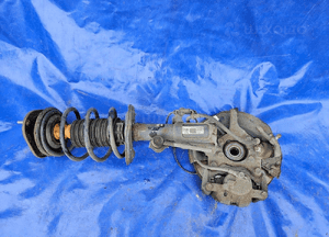 toyota auris II 12-18 zwrotnica gira mcpherson 1.8 HYBRID prawa 2