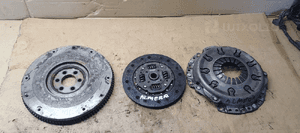 Sprzęgło koło tarcza docisk komplet Nissan Almera 1.5 16V 12311BM500 1