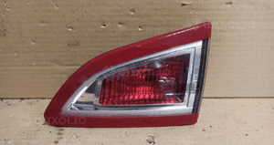 # LAMPA PRAWY TYŁ W KLAPĘ RENAULT SCENIC III nr 265550018R 1