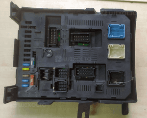 PEUGEOT 607 2.7 HDI moduł BSI 9656591580 21677791-4B 1