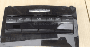 MERCEDES E 207 / E 212 panel klimatronic 9
