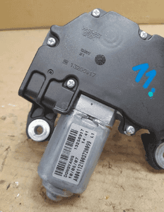 SILNICZEK WYCIERACZKI TYLNEJ OPEL ASTRA J nr 13256917 2