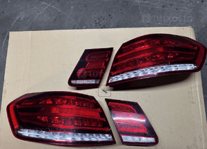 MERCEDES E 212 sedan  lampa tylna  led lift lewa prawa 1