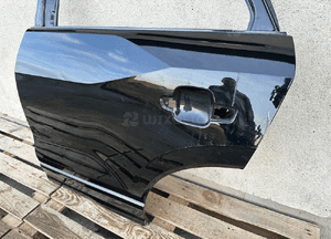 Drzwi tyl tylne lewe audi Q2 81A 2016- bardzo ladne 3