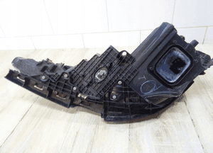 Chrysler pacifica lampa xenon prawa 68228948AD 8