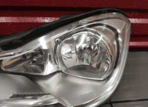 Mercedes c-klasa W204 lift lampa lewa przód przednia oryginał uk bdb 5