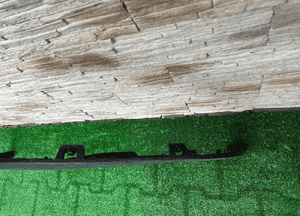 Listwa błotnika bmw X5 G05 prawy przód 7441044 2