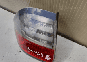Ford s-max smax lampa tył tylna lewa 2