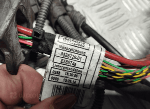 BMW F30 F31 F36 WIAZKA PRZEWÓD SILNIKA 8585731 8585726 11