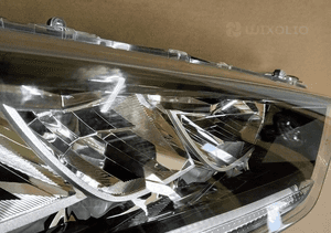 Lampa prawa prawy reflektor toyota yaris 4 iv full led 2020- 5