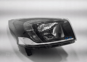 Lampa prawa prawy przód przednia trafic iii vivaro b 260100146R 2014-2019 2